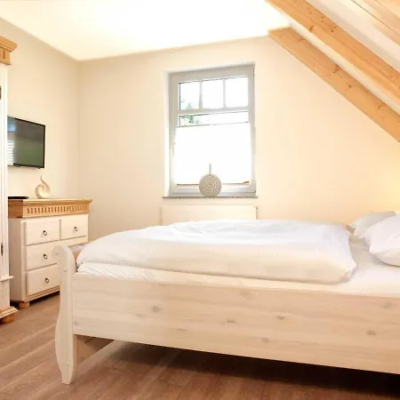 Doppelhaeuser Zum Reetmoor Haus Theresa Casa vacanze *