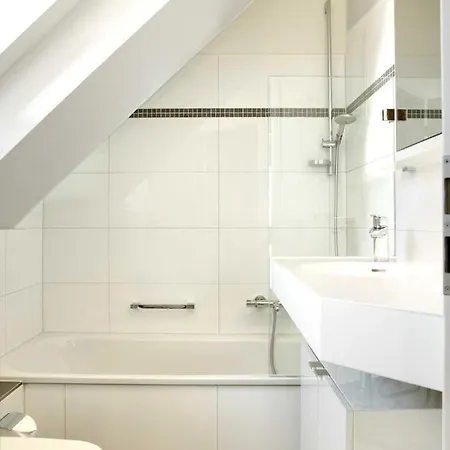 Doppelhaeuser Zum Reetmoor Haus Theresa